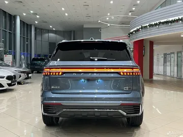 Купить Geely Monjaro, I Серый 2.0 4WD AT (238 л.с.) от 4300000 ₽. в Ставрополе