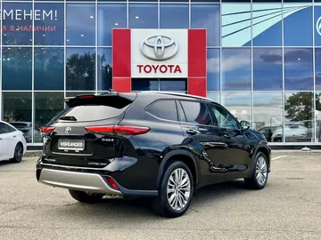 Купить Toyota Highlander, IV Чёрный 2.0 4WD AT (248 л.с) от 6150000 ₽. в Ставрополе