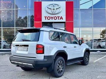 Купить Toyota Land Cruiser Prado, 250 Белый 2.4 AT (279 л.с.) от 11550000 ₽. в Ставрополе