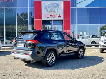 Купить Toyota RAV4, V Чёрный 2.0 4WD CVT (171 л.с.) от 4400000 ₽. в Ставрополе