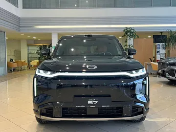 Купить Trumpchi S7, I Чёрный 1.5hyb 4WD AT (501 л.с.) от 4800000 ₽. в Ставрополе