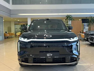 Купить Trumpchi S7, I Чёрный 1.5hyb 4WD AT (501 л.с.) от 4800000 ₽. в Ставрополе