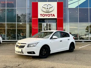 Купить Chevrolet Cruze White 1.6 MT (109 л.с.) от 590000 ₽. в Ставрополе