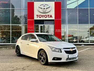 Купить Chevrolet Cruze White 1.6 MT (109 л.с.) от 590000 ₽. в Ставрополе