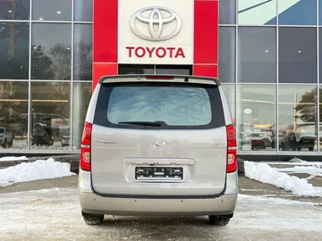 Купить Hyundai Grand Starex Grey 2.5d AT (175 л.с.) от 3450000 ₽. в Ставрополе