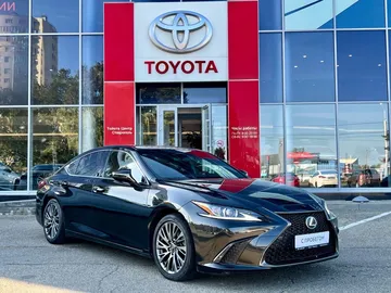 Купить Lexus ES Black 250 2.5 AT (200 л.с.) от 4100000 ₽. в Ставрополе