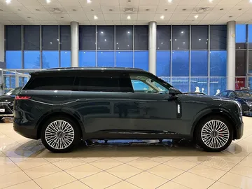 Купить Lynk & Co 900 Black 2.0hyb AT (884 л.с.) 4WD от 9000000 ₽. в Ставрополе