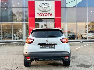 Купить Renault Kaptur White 1.6 MT (114 л.с.) от 1514000 ₽. в Ставрополе