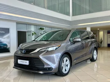 Купить Toyota Sienna Grey 2.5hyb AT (245 л.с.) от 4100000 ₽. в Ставрополе