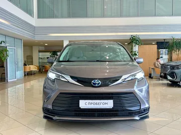 Купить Toyota Sienna Grey 2.5hyb AT (245 л.с.) от 4100000 ₽. в Ставрополе